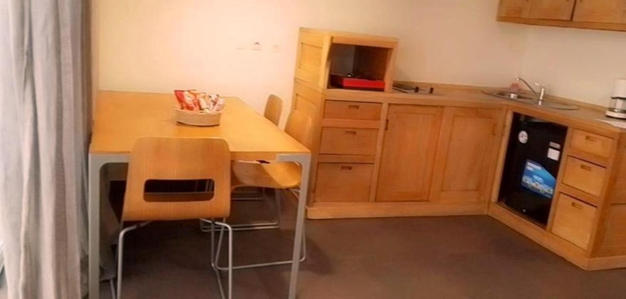 Hotel La Villette أنتاناناريفو المظهر الخارجي الصورة